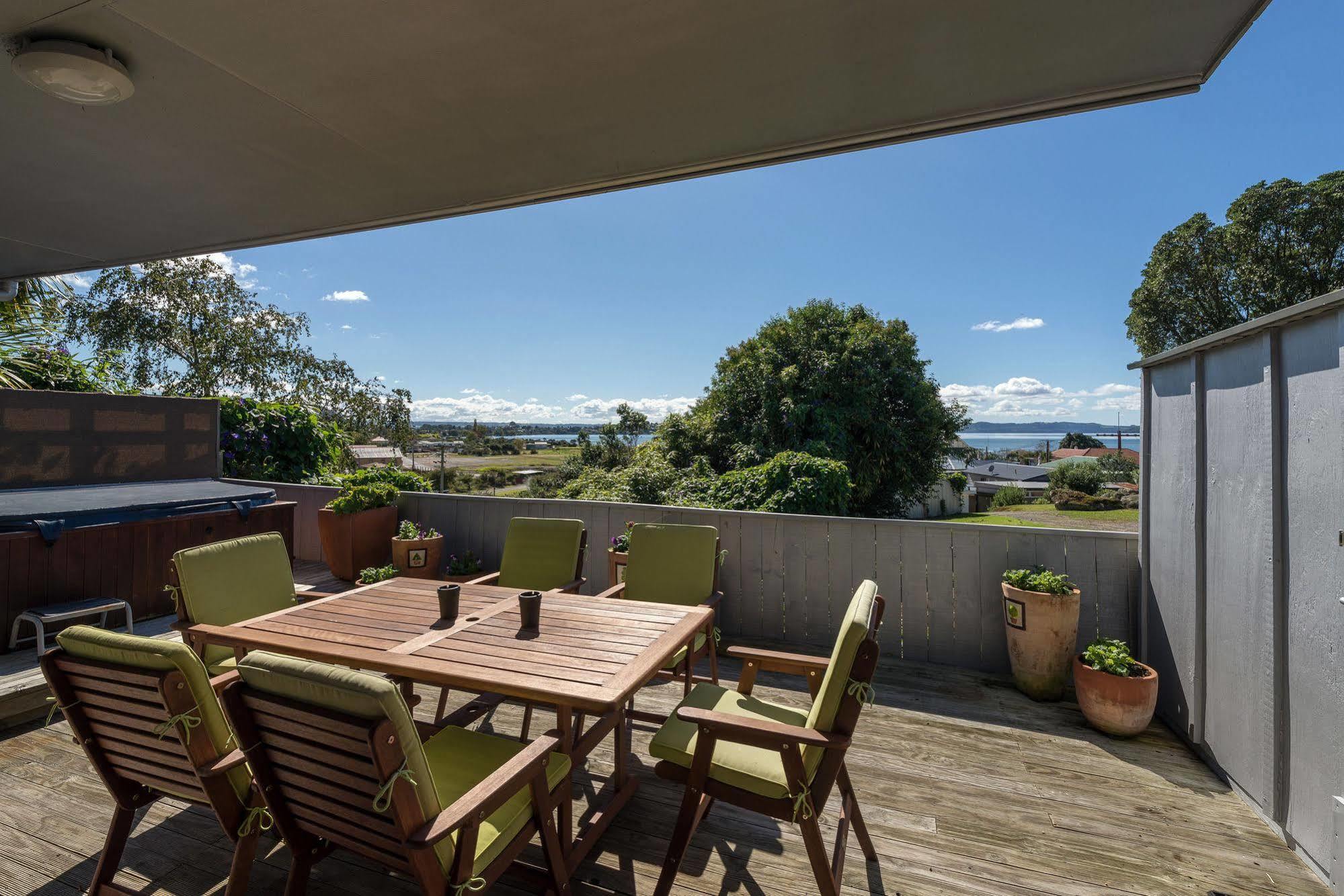 Lakeside City Apartments - Penthouse And Studio Rotorua Exterior foto